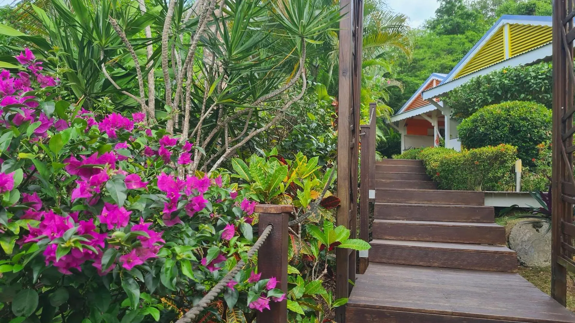 Les 3 Epices Apartment Le Gosier  Guadeloupe
